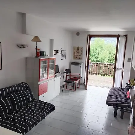 Appartement Con Cortile Oltre il Colle